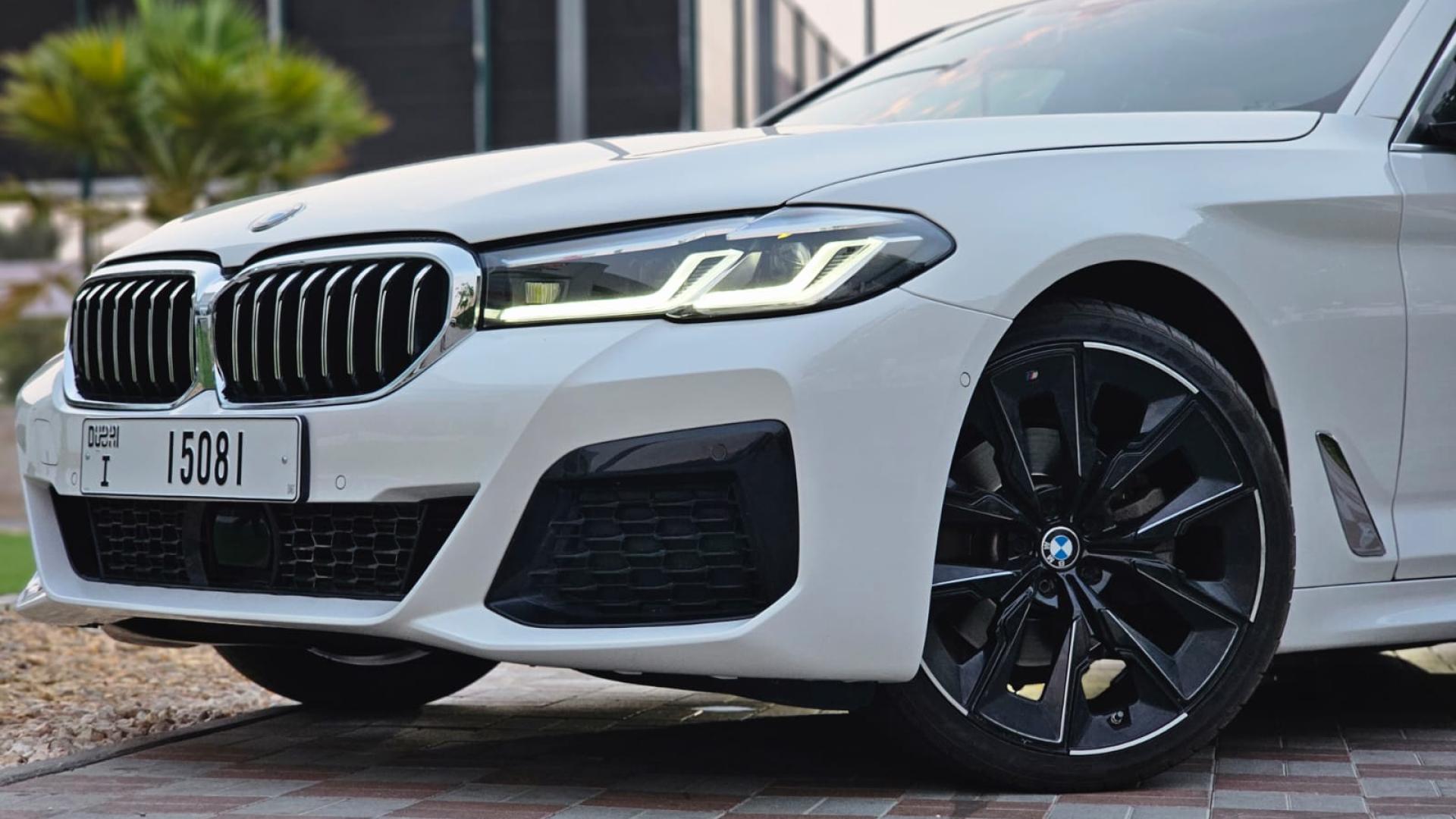 BMW 520i white