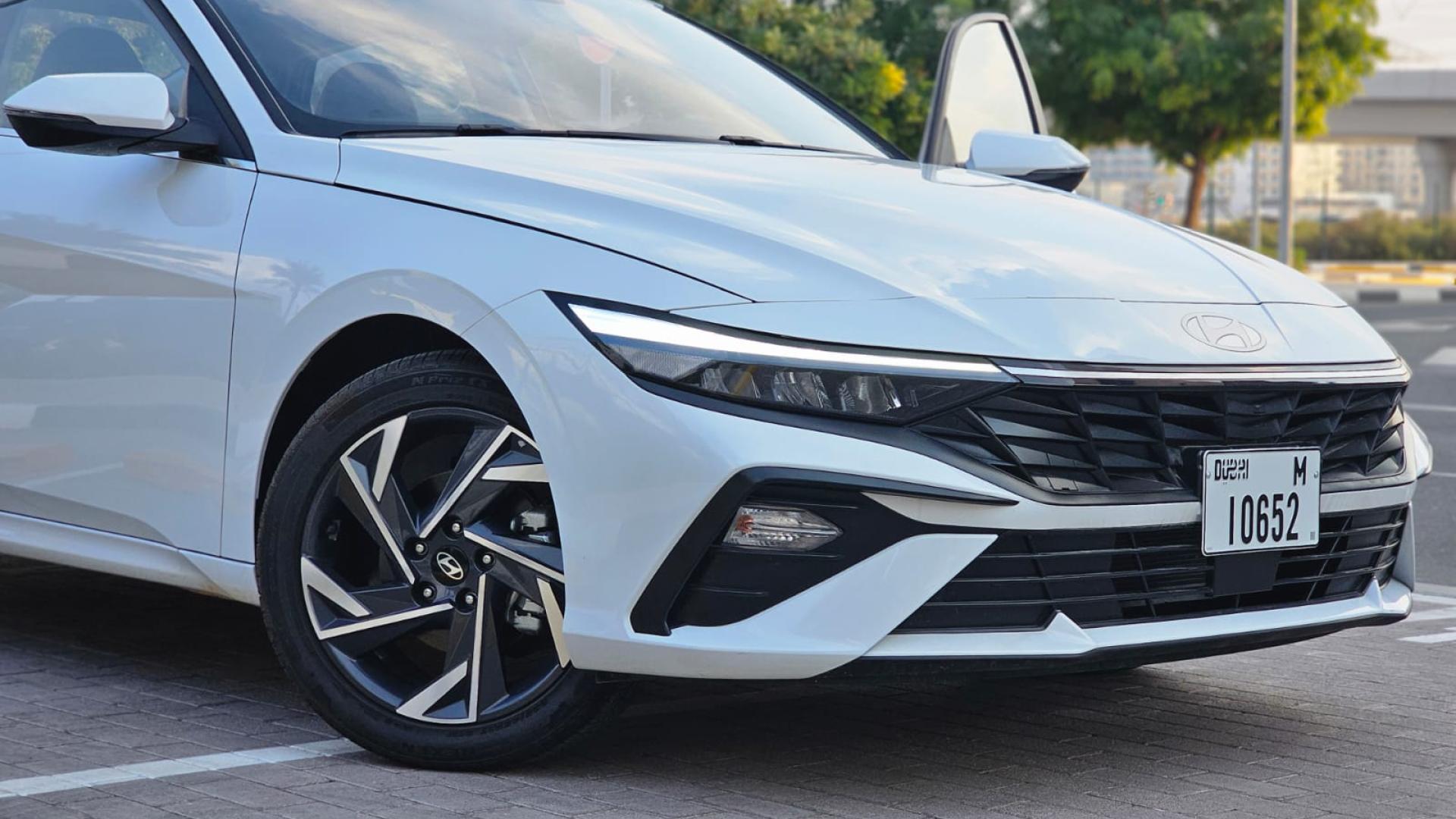 هيونداي إلنترا 2025