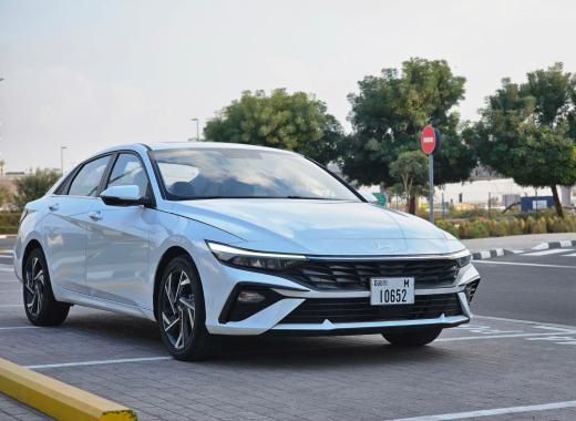 هيونداي إلنترا 2025