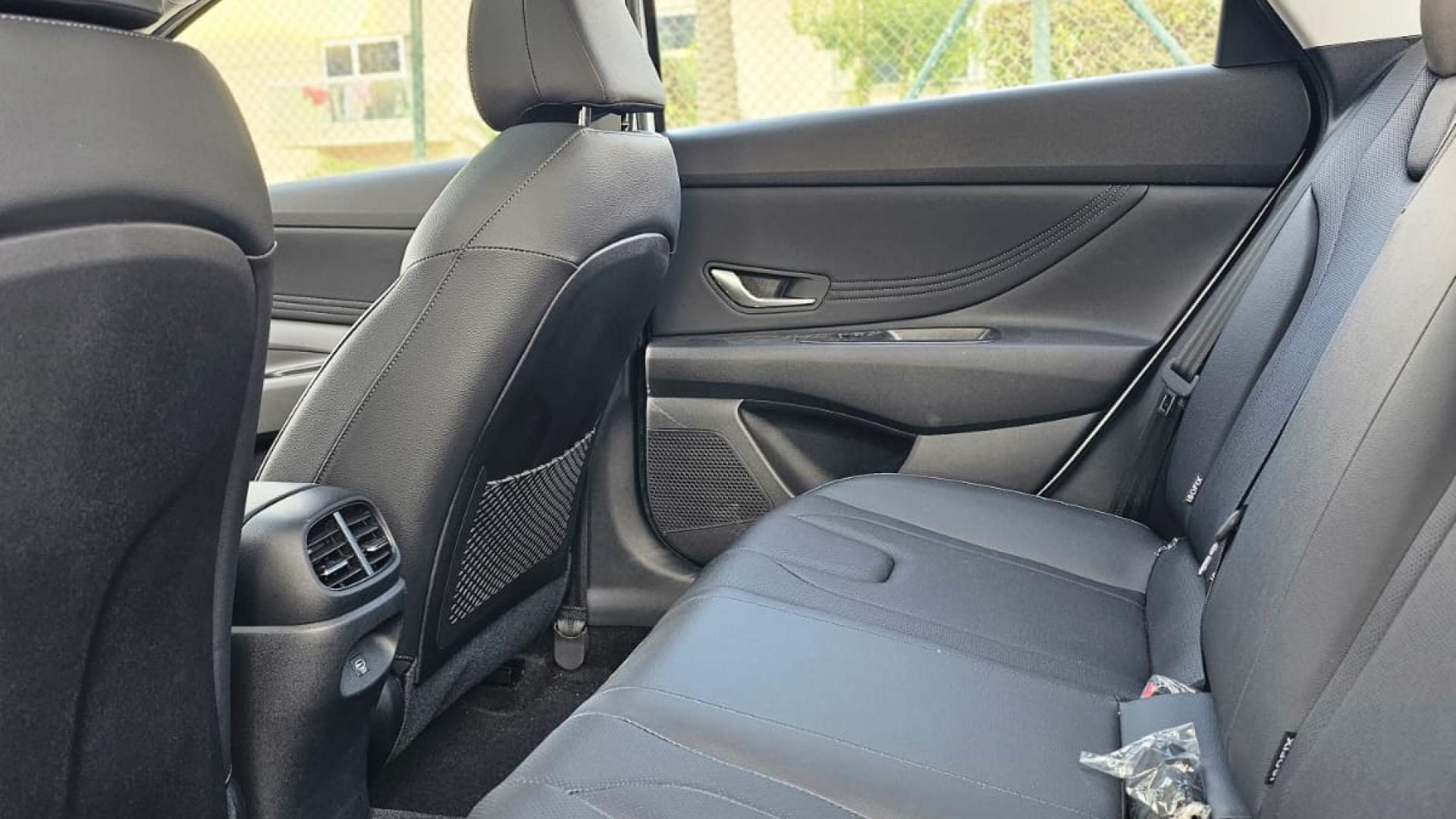 هيونداي إلنترا 2025