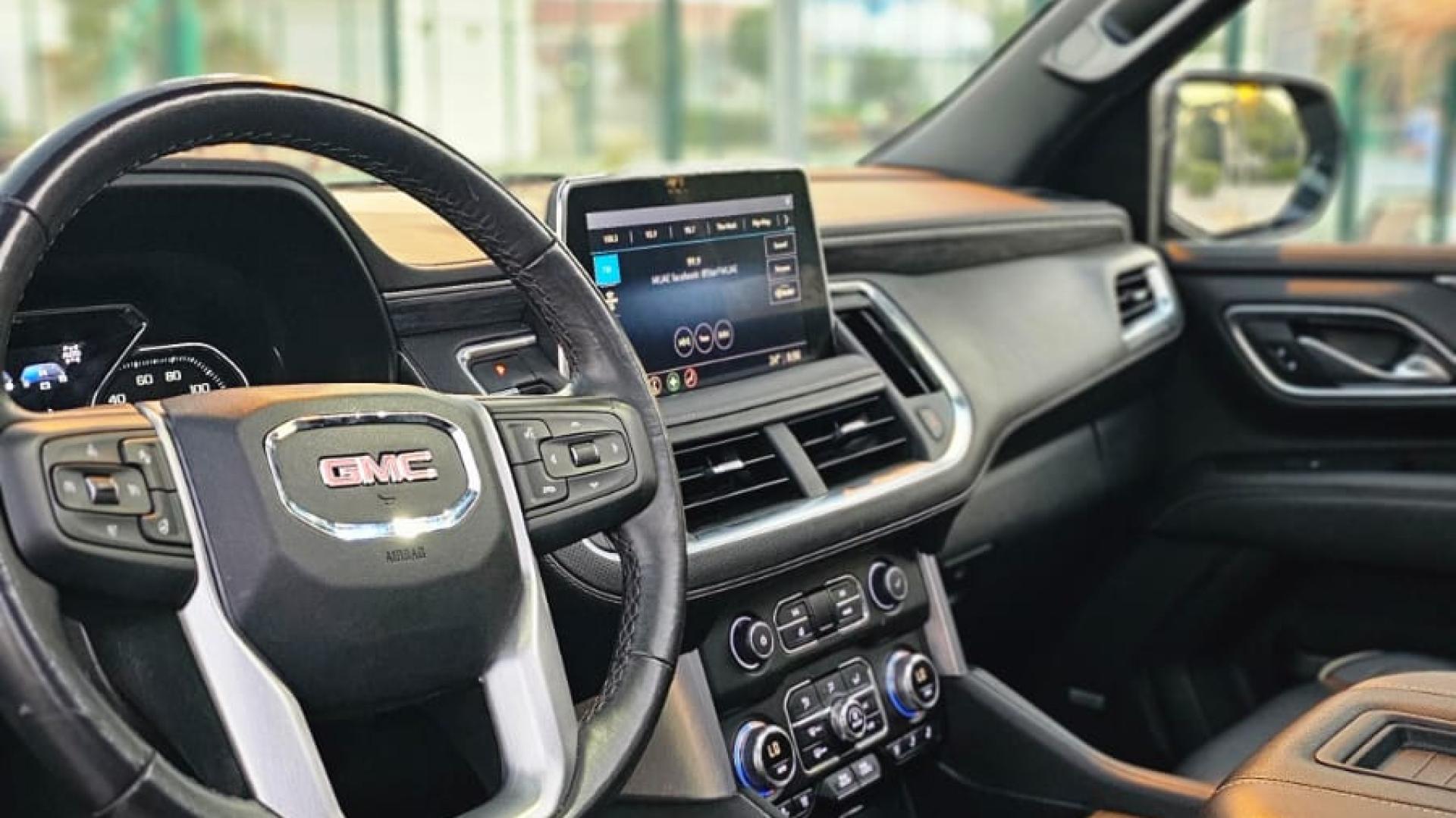 جي إم سي يوكون XL