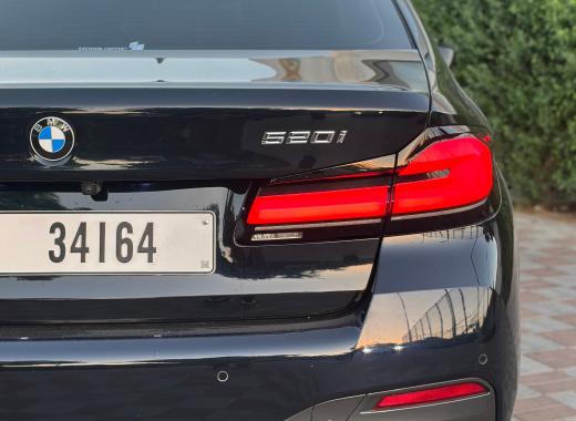 BMW 520i Black
