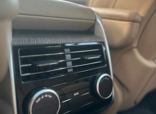 رينج روفر فوج 2025